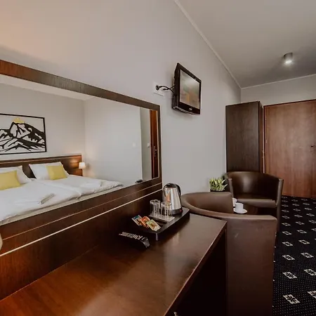 Bed & Breakfast Karpacki & - Blisko Wyciagu, Restauracja, Sala Zabaw, Bar 24h (adults Only)