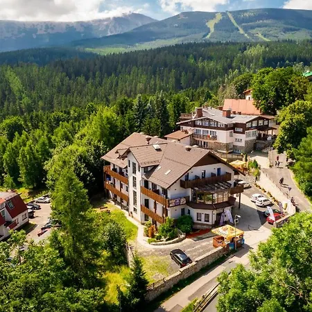 Karpacki & - Blisko Wyciagu, Restauracja, Sala Zabaw, Bar 24h (adults Only) Bed & Breakfast Karpacz