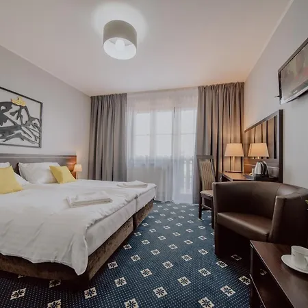 Karpacki & - Blisko Wyciagu, Restauracja, Sala Zabaw, Bar 24h (adults Only) Karpacz