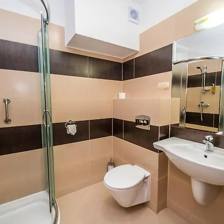 Karpacki & - Blisko Wyciagu, Restauracja, Sala Zabaw, Bar 24h (adults Only) 3* Карпач