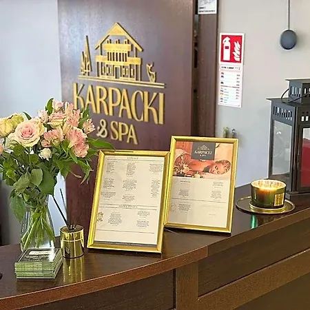 Alojamento de Acomodação e Pequeno-almoço Karpacki & - Blisko Wyciagu, Restauracja, Sala Zabaw, Bar 24h (adults Only) 4*