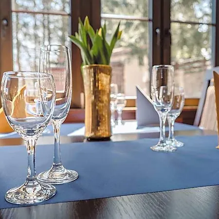 Alojamento de Acomodação e Pequeno-almoço Karpacki & - Blisko Wyciagu, Restauracja, Sala Zabaw, Bar 24h (adults Only) 4*