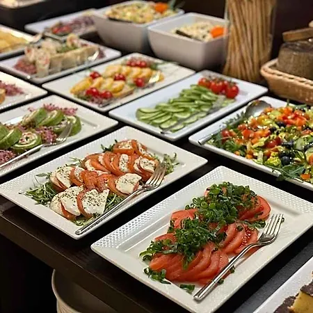 Alojamento de Acomodação e Pequeno-almoço Karpacki & - Blisko Wyciagu, Restauracja, Sala Zabaw, Bar 24h (adults Only)